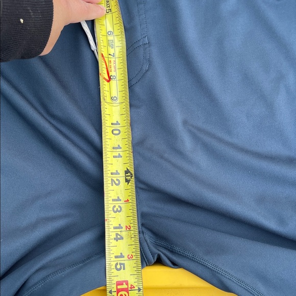 Vuori Men's Deep Blue Joggers Size: XXL - Picture 11 of 12